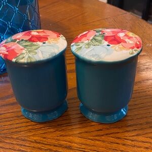 Pioneer Woman Floral Ceramic Salt & Pepper Shakers-Teal and Multicolor. NWOT